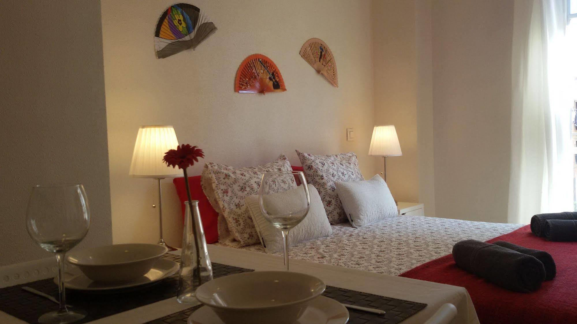 Fan Flat Mariscal Leilighet Málaga Eksteriør bilde